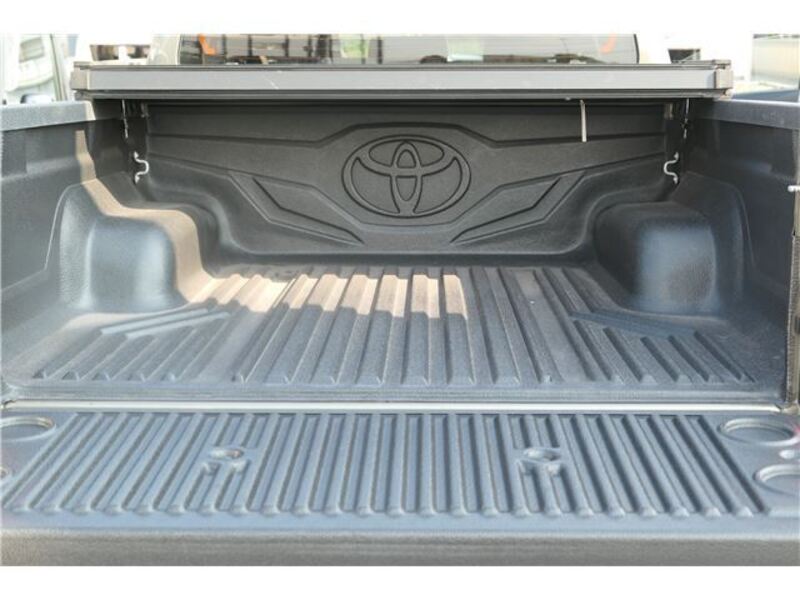 HILUX