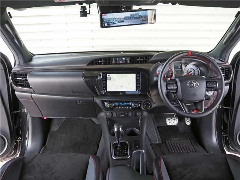 HILUX
