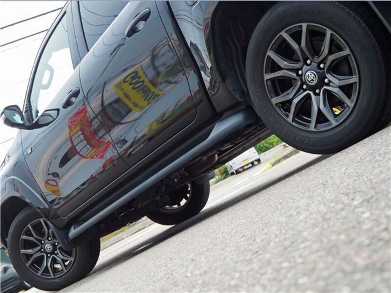 HILUX