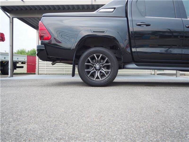 HILUX