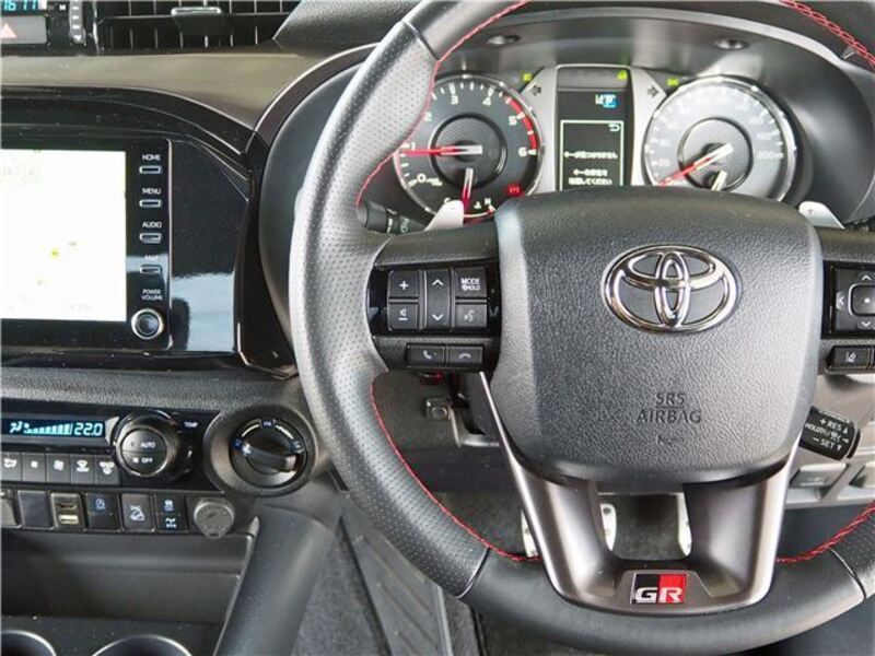 HILUX