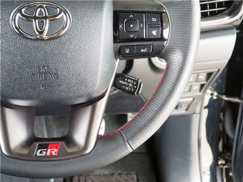 HILUX