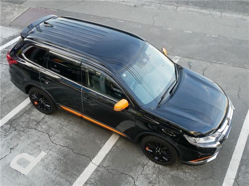 OUTLANDER