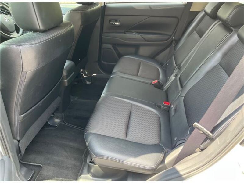 OUTLANDER PHEV