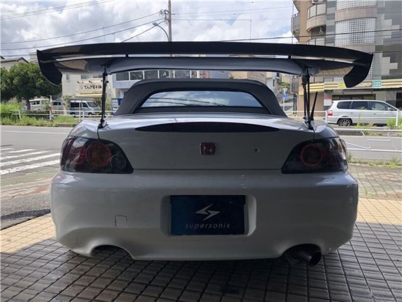 S2000