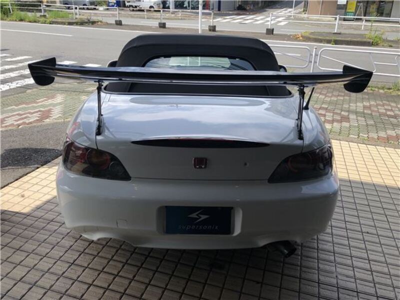S2000