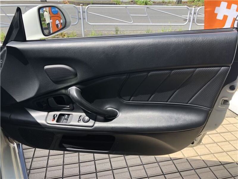 S2000