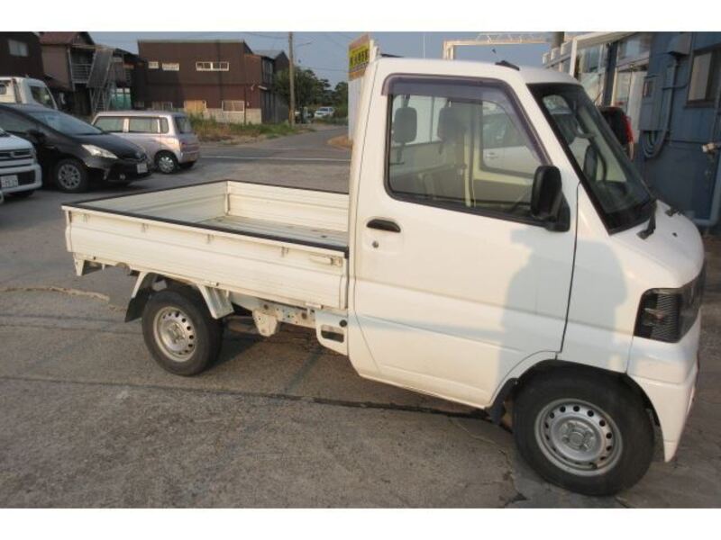MINICAB TRUCK