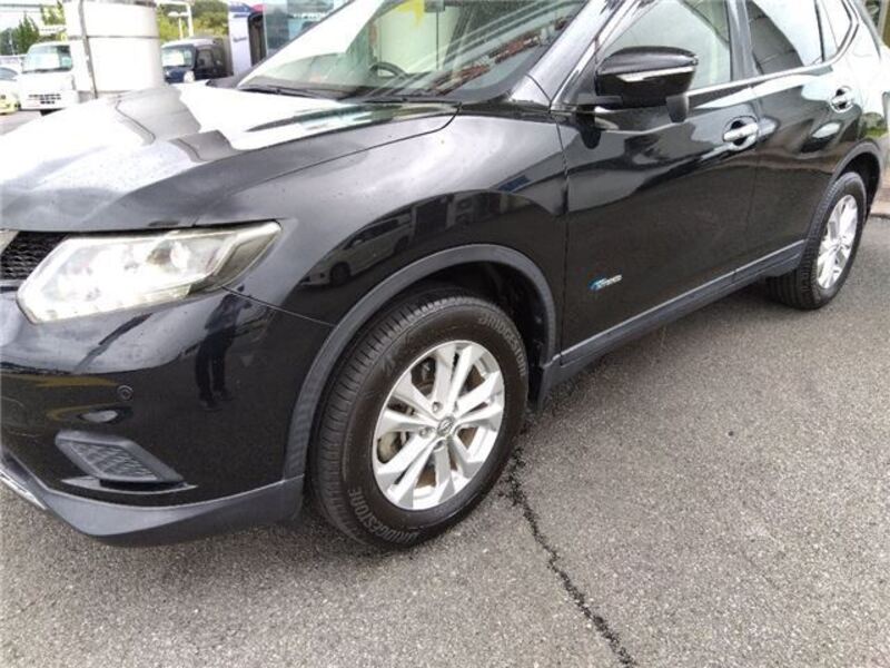 X-TRAIL