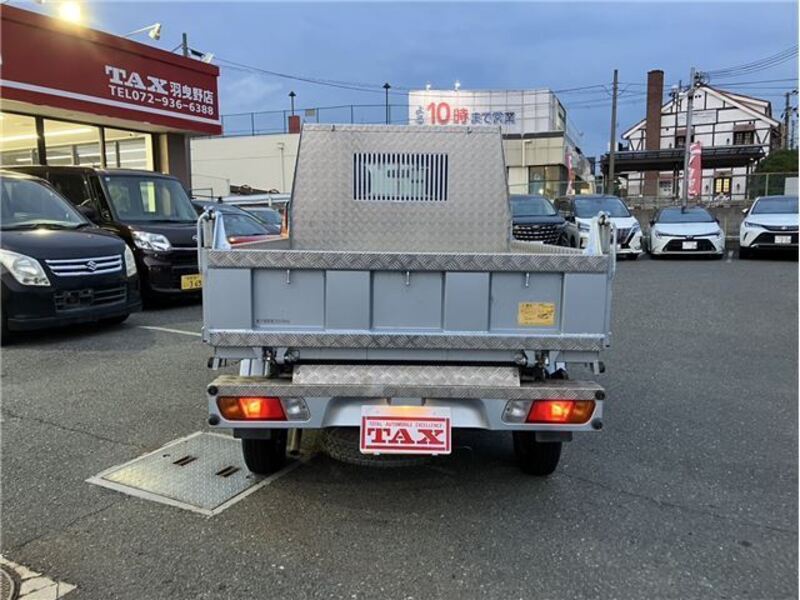 MINICAB TRUCK