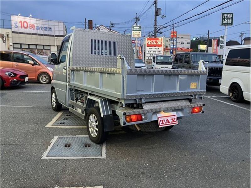 MINICAB TRUCK