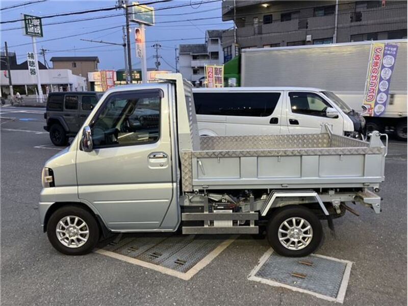 MINICAB TRUCK