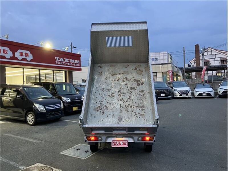 MINICAB TRUCK