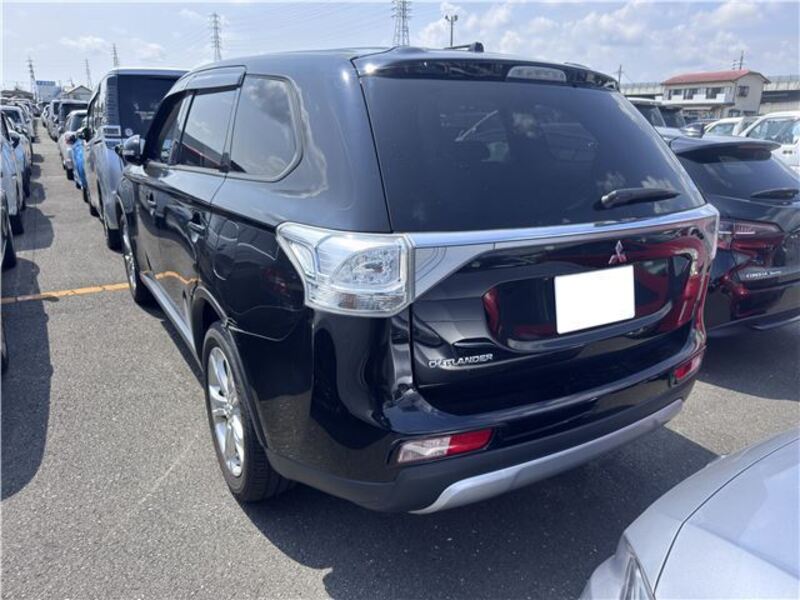 OUTLANDER