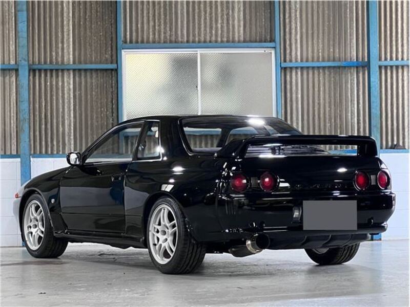 SKYLINE