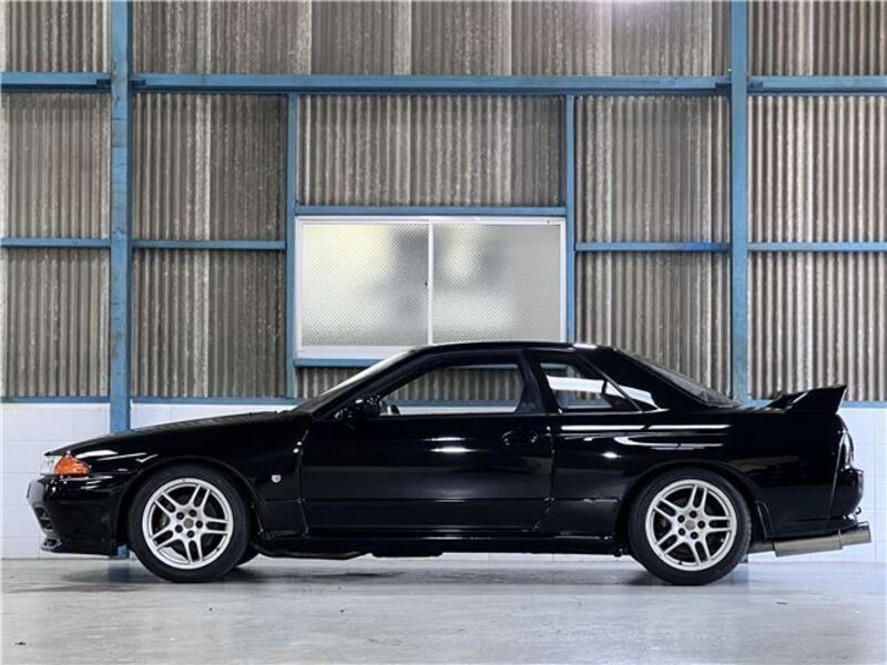 SKYLINE