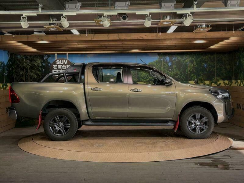 HILUX