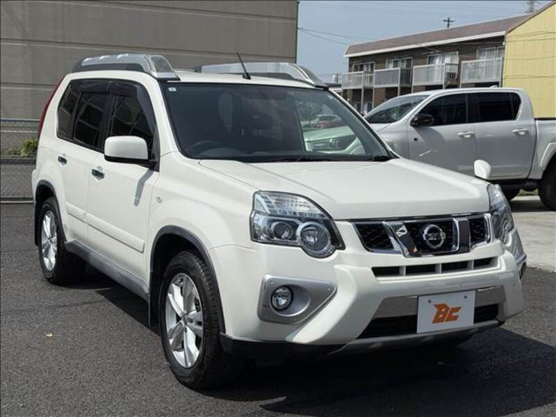 X-TRAIL