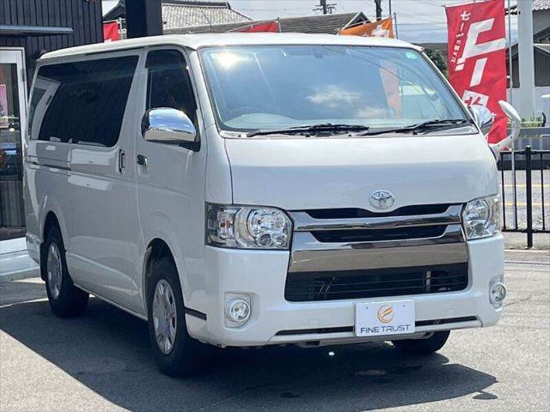 HIACE VAN