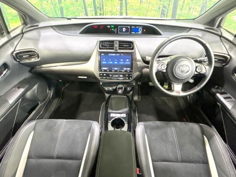 PRIUS PHV