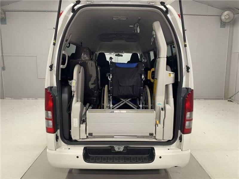 HIACE VAN