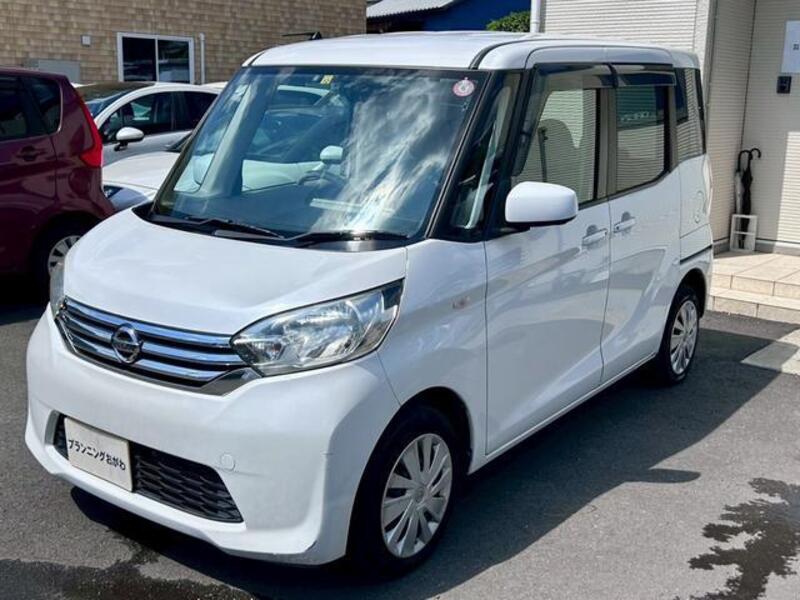 NISSAN DAYZ ROOX