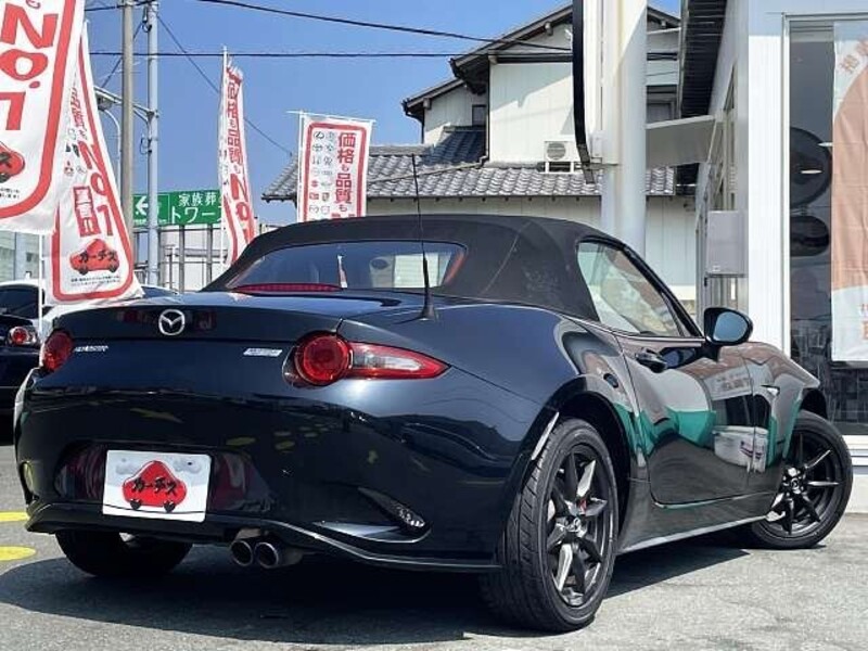 ROADSTER