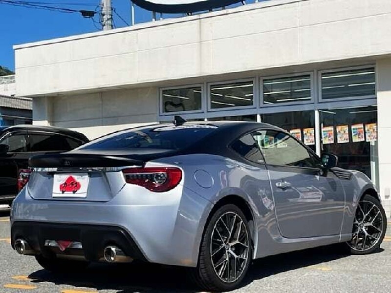 86