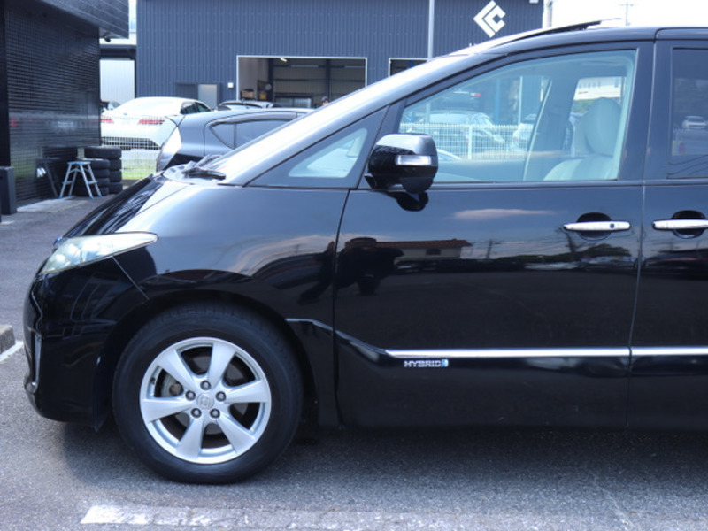 ESTIMA HYBRID