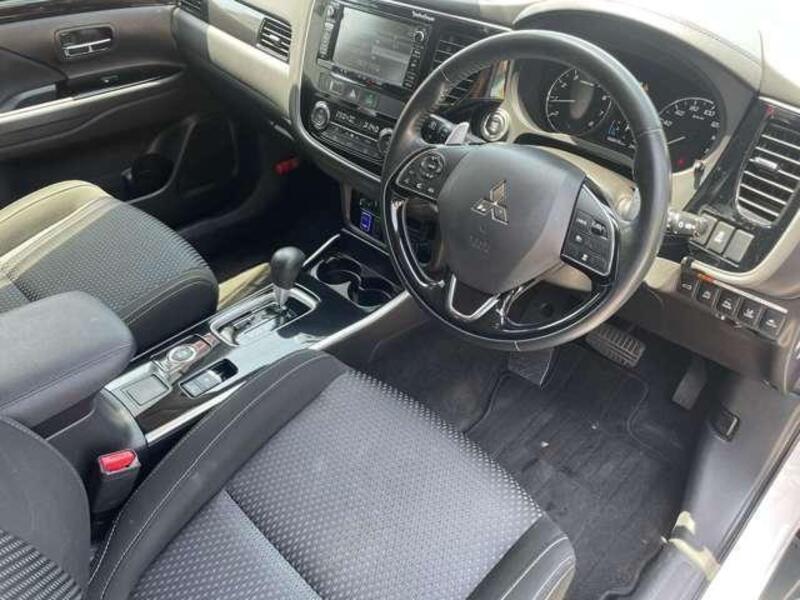 OUTLANDER