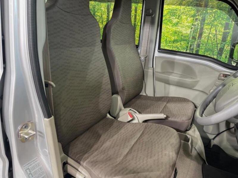 MINICAB VAN