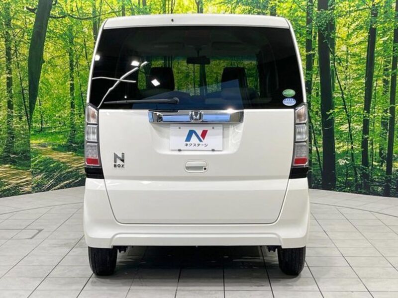 N BOX