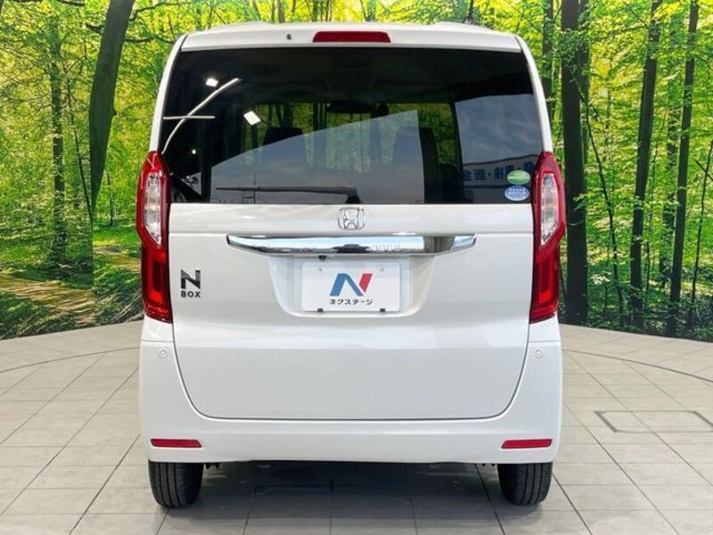 N BOX