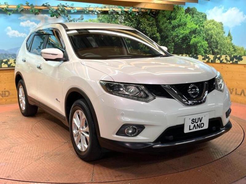 X-TRAIL