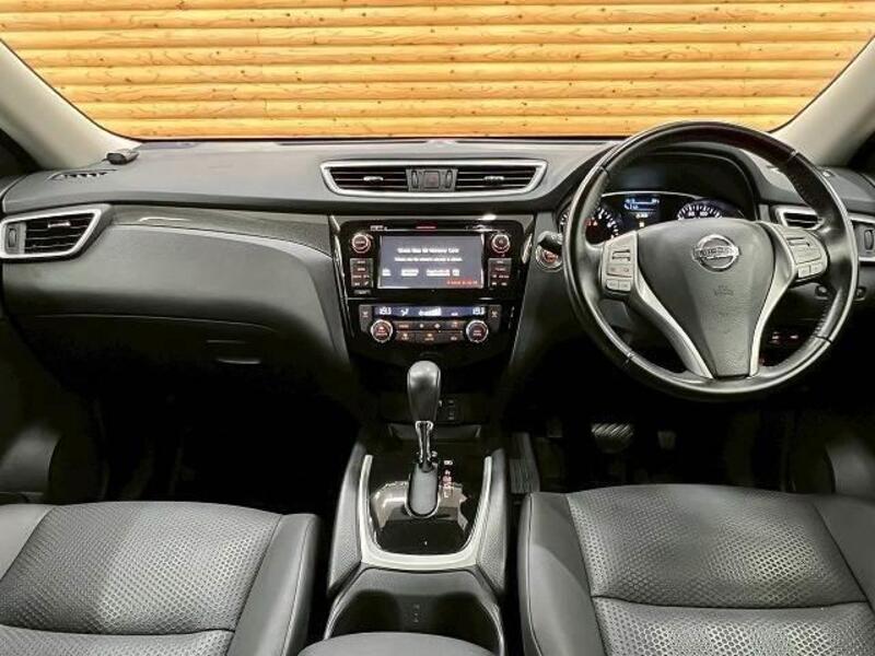 X-TRAIL