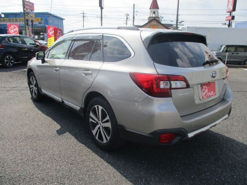 LEGACY OUTBACK