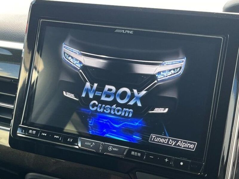 N BOX CUSTOM