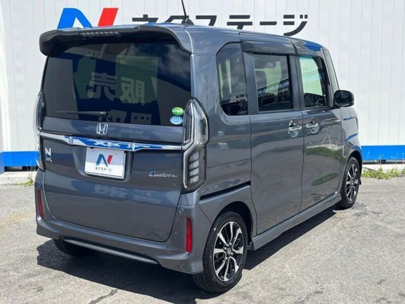 N BOX CUSTOM