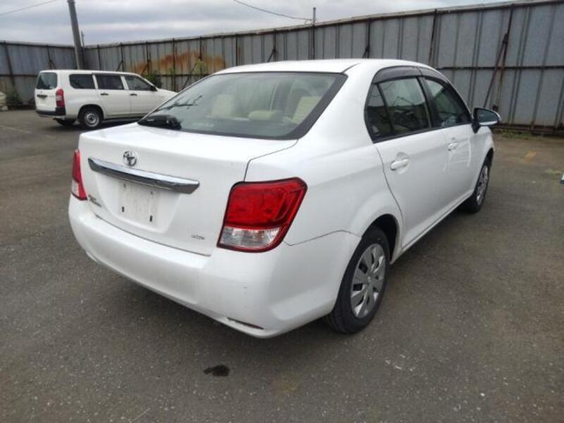 COROLLA AXIO