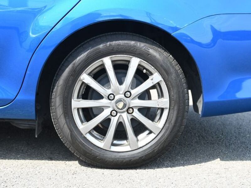 COROLLA FIELDER
