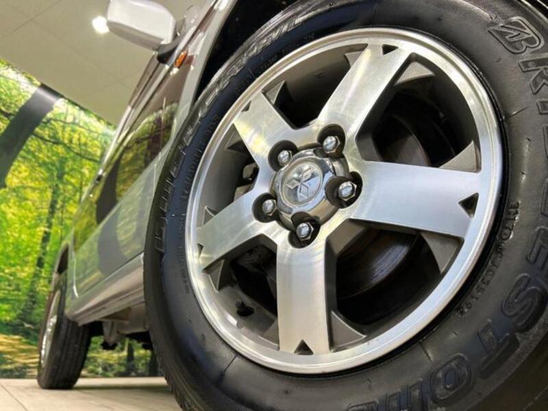 PAJERO MINI