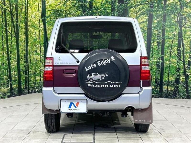 PAJERO MINI