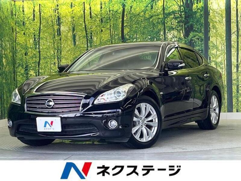 NISSAN FUGA