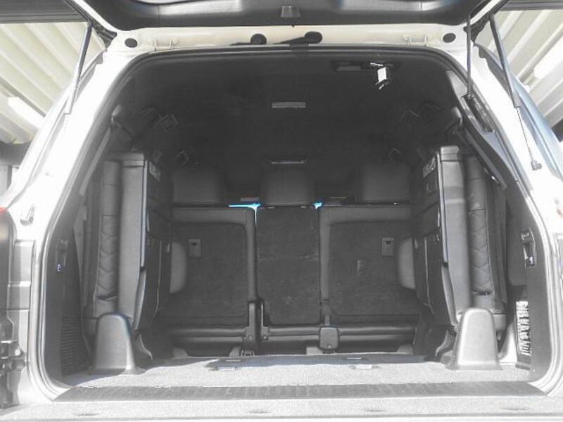 LAND CRUISER