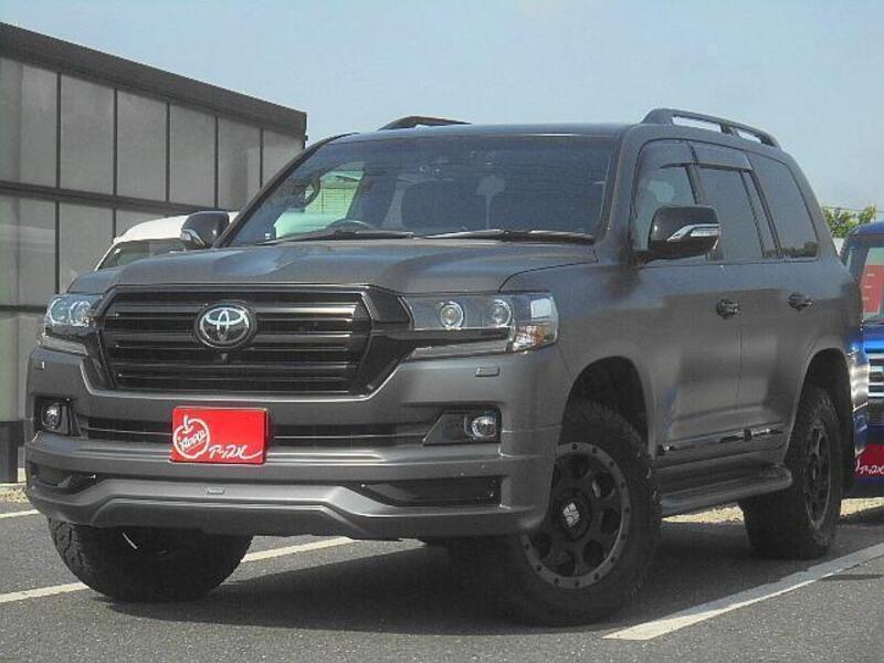 LAND CRUISER