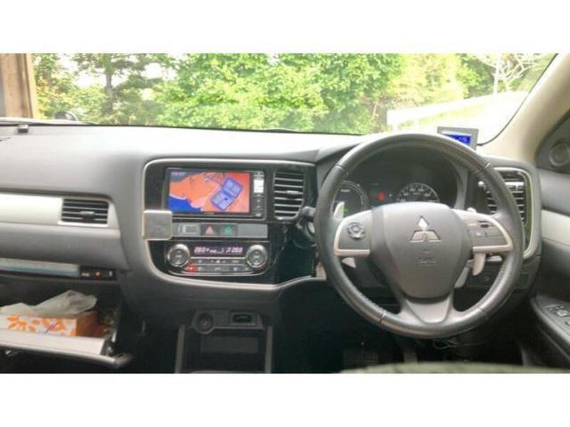 OUTLANDER PHEV