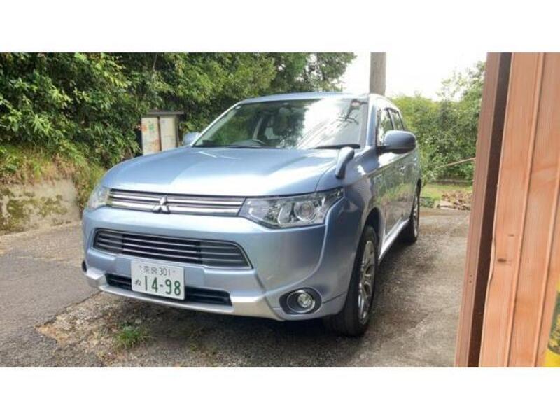 MITSUBISHI OUTLANDER PHEV