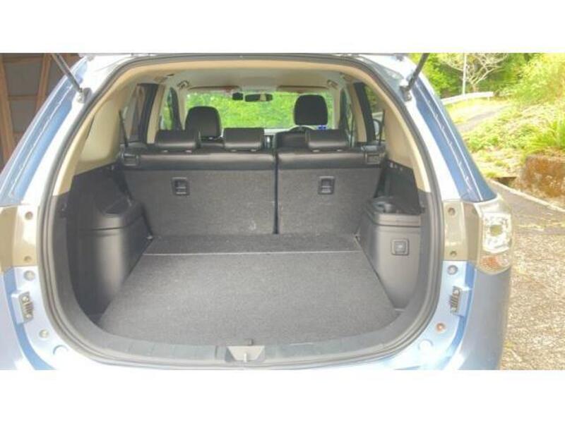 OUTLANDER PHEV
