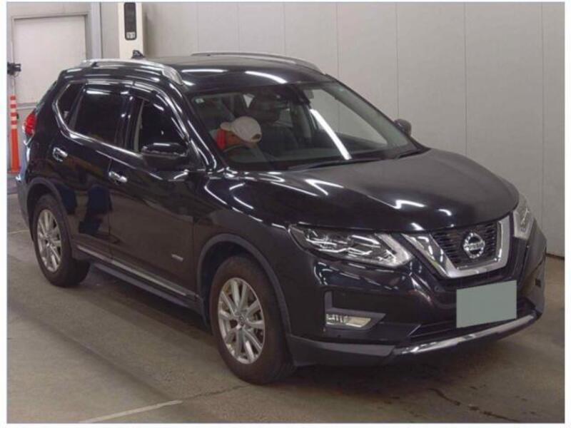 NISSAN X-TRAIL