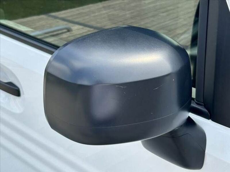 N-VAN